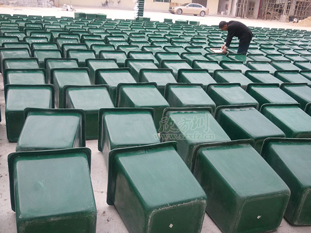 社區玻璃鋼垃圾桶