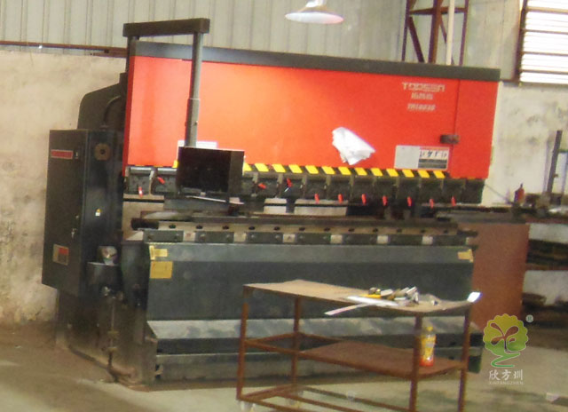 環保垃圾桶生產設備 環保垃圾桶生產設備