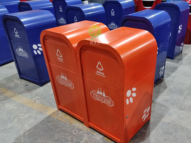 戶外景區方形鋼制垃圾箱