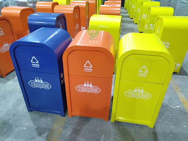 戶外景區方形鋼制垃圾箱