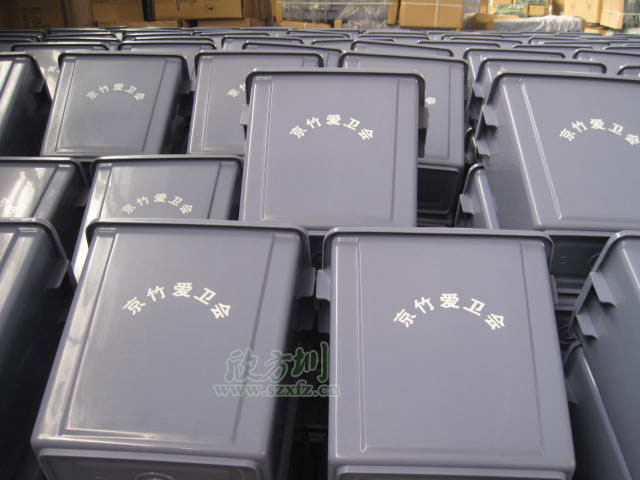 社區塑料垃圾桶